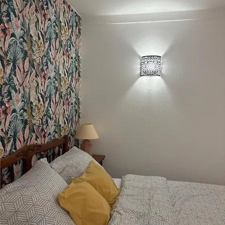 Des Compagnons アパート *