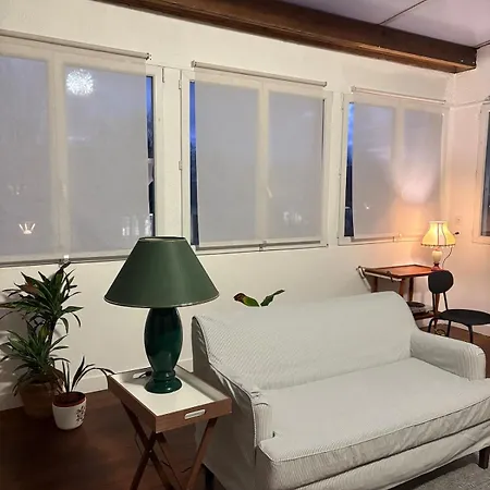 アパート Des Compagnons